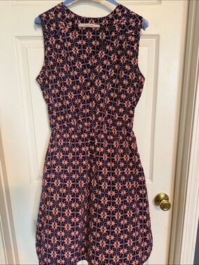 41 Hawthorn Navy and Coral Sleeveless Geometric Dress
